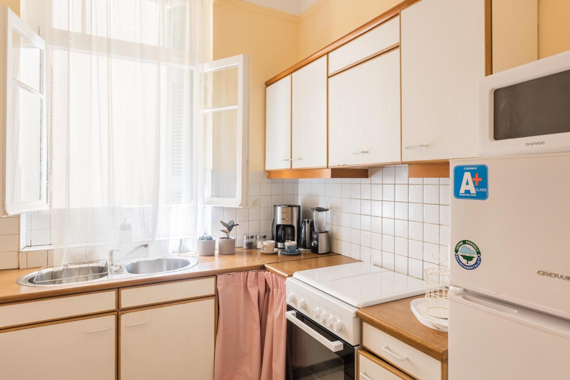 Alegria Simple Economy Rooms Athen Exterior foto